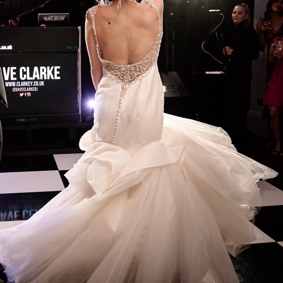 Wedding Dress-LIKE NEW! - Picture 3 of 7